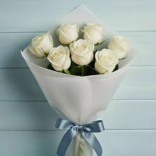 Букет 7 Белых роз Эдлесс Лав в Большие Колпаны