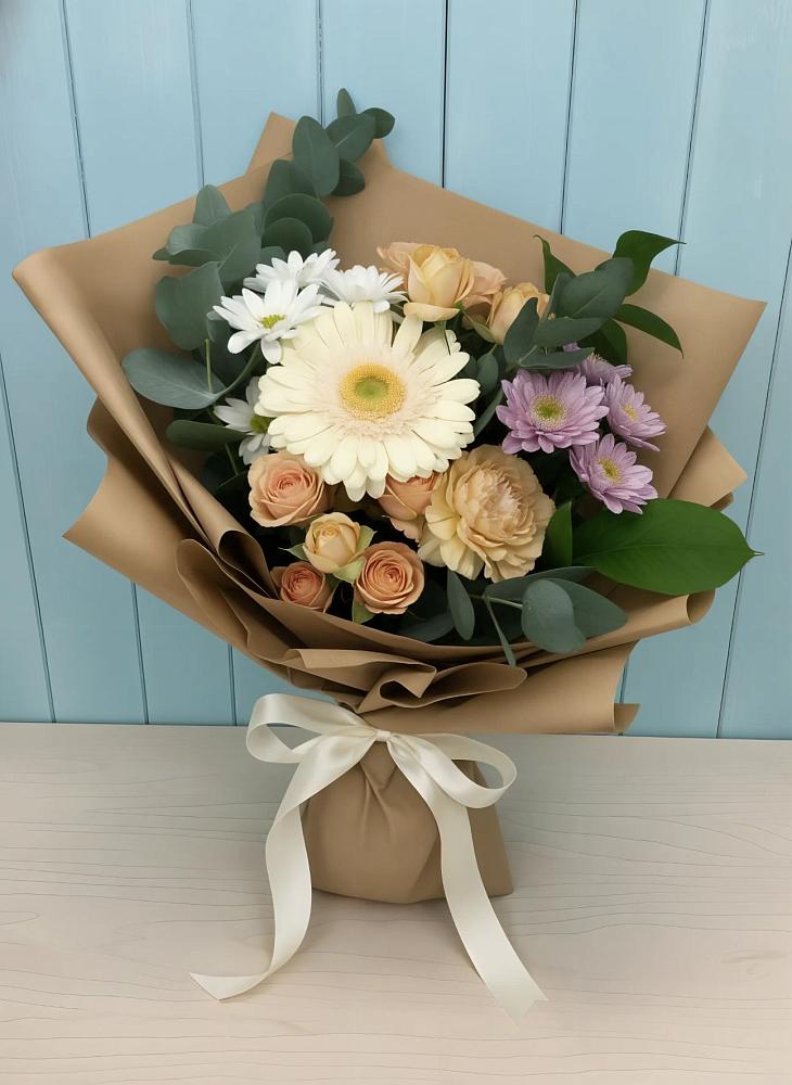 Букет цветов из: Герберы и Хризантемы в Большие Колпаны