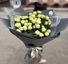 Букет Белые кустовые розы Солинеро в Большие Колпаны