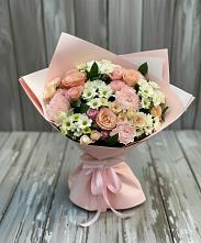 Букет цветов из:  Гвоздики, Розы и Хризантемы в Большие Колпаны
