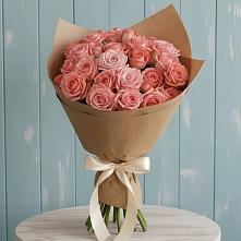 Букет цветов из:  Розы в Большие Колпаны